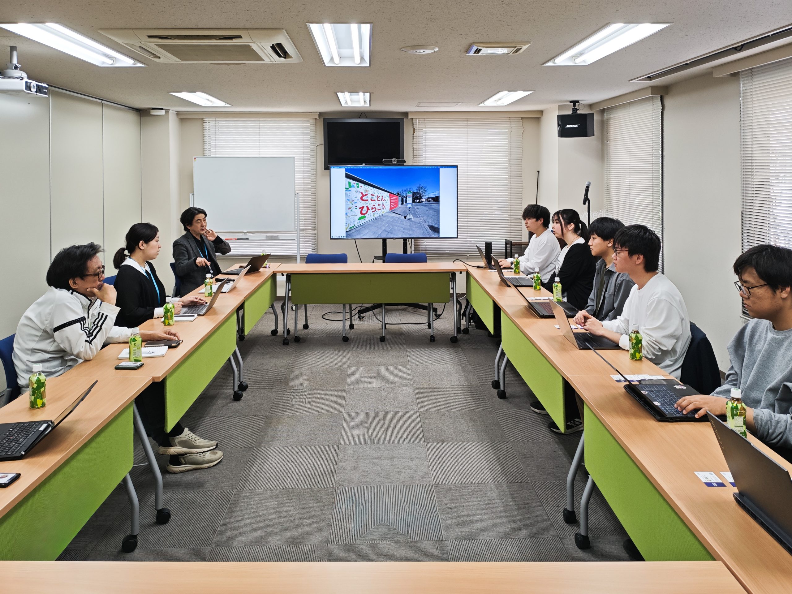 バス利用者向けのIT施策についての勉強会のようす